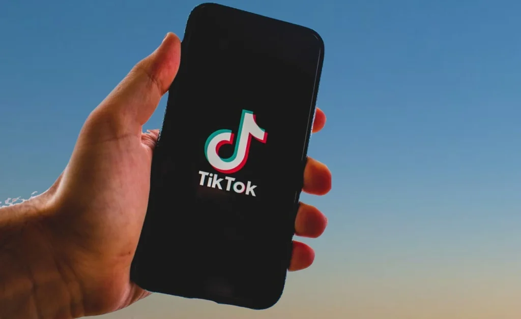 Algorithm, Data Privacy, National Security, Oracle, Social Media, Tech News. tiktok deal, TikTok, TikTok Ban, US Politics, us tiktok deal, US-China Relations, White House